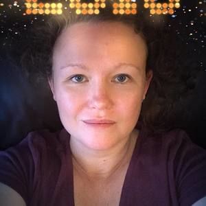 Meet your Posher, Ana